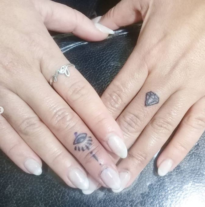 tauajes estilo minimalista