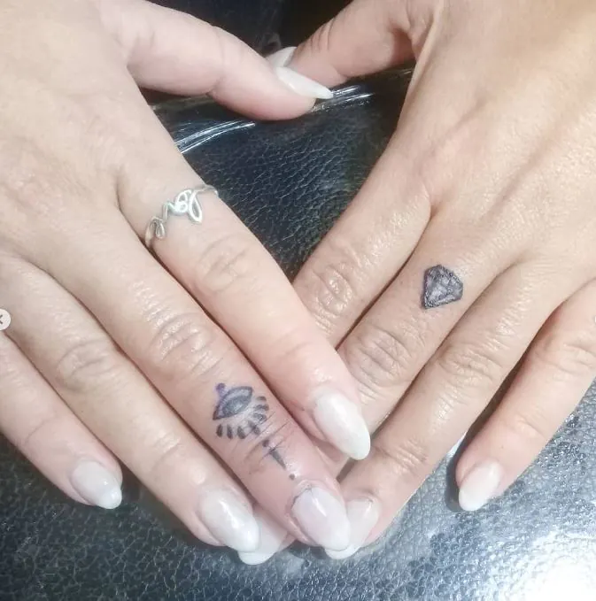 tauajes estilo minimalista