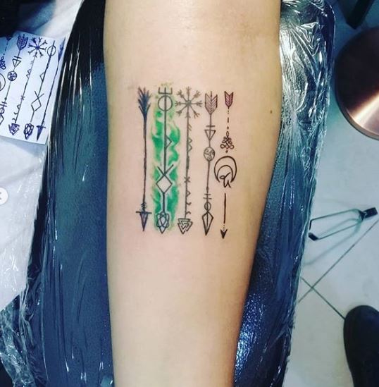 tauaje de flecha acuarela watercolor