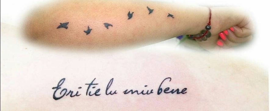 tatuaje de frases y palomitas